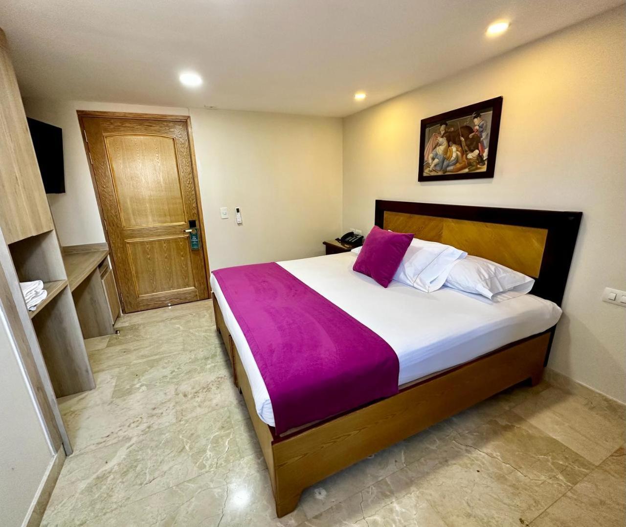 Hotel San Pedro Del Fuerte Medellín Zewnętrze zdjęcie