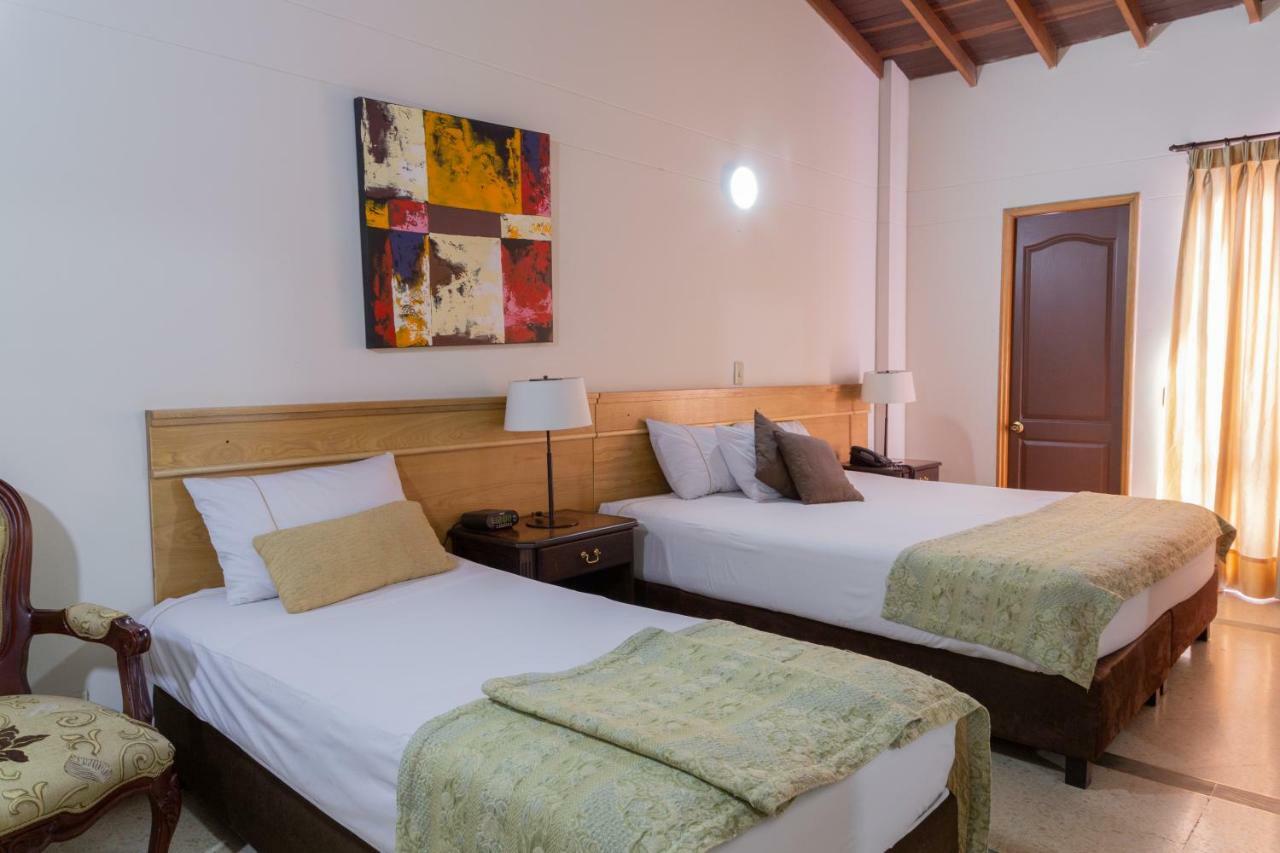Hotel San Pedro Del Fuerte Medellín Zewnętrze zdjęcie