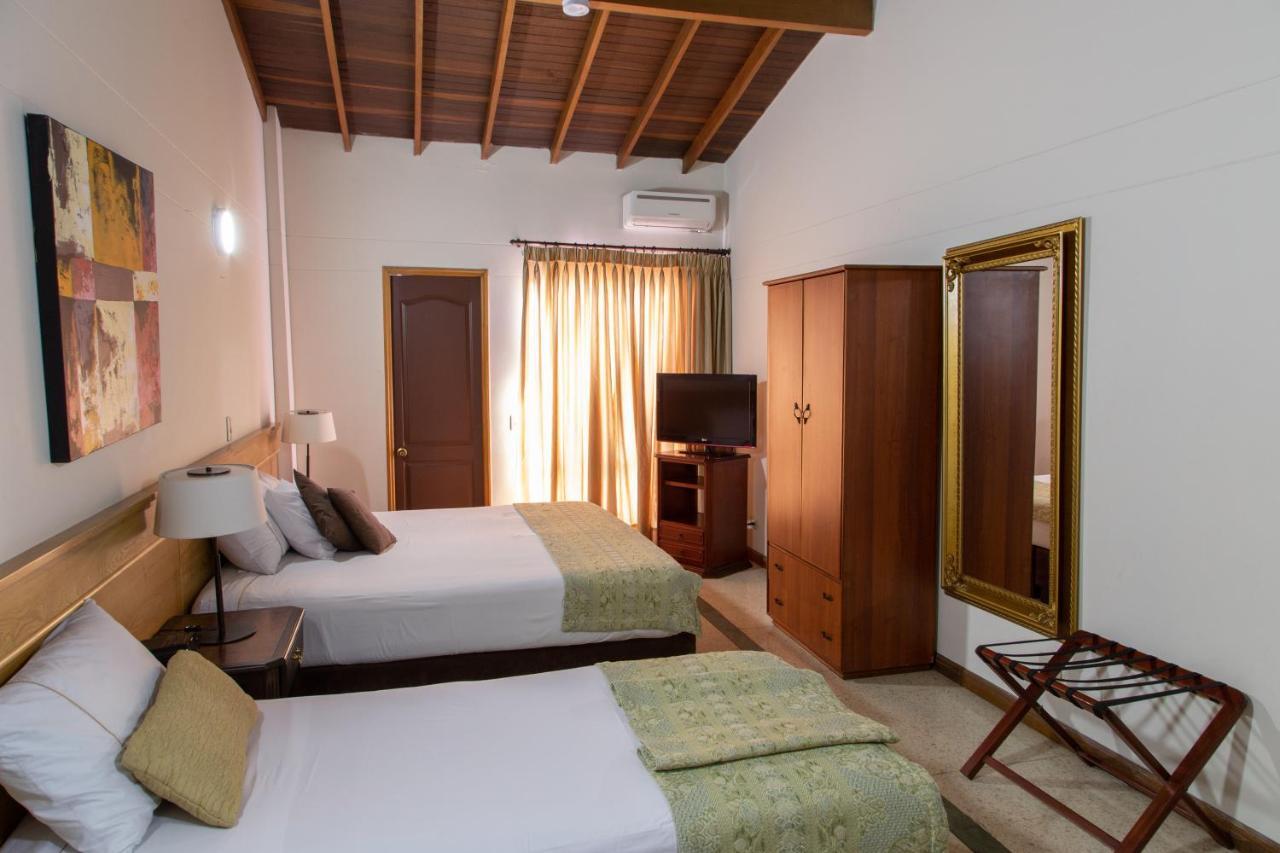 Hotel San Pedro Del Fuerte Medellín Zewnętrze zdjęcie